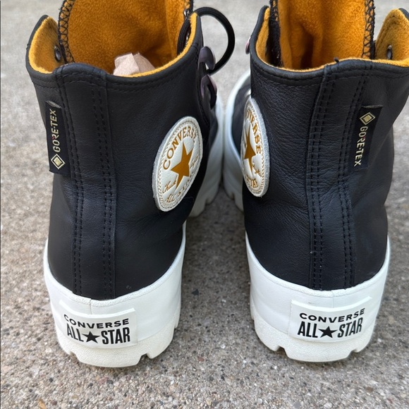 Converse Chuck Taylor All Star Gore-Tex Waterproof Lugged High Top Sneaker - Picture 6 of 14